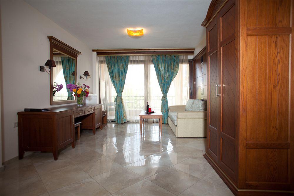 Toroni Blue Sea Hotel מראה חיצוני תמונה