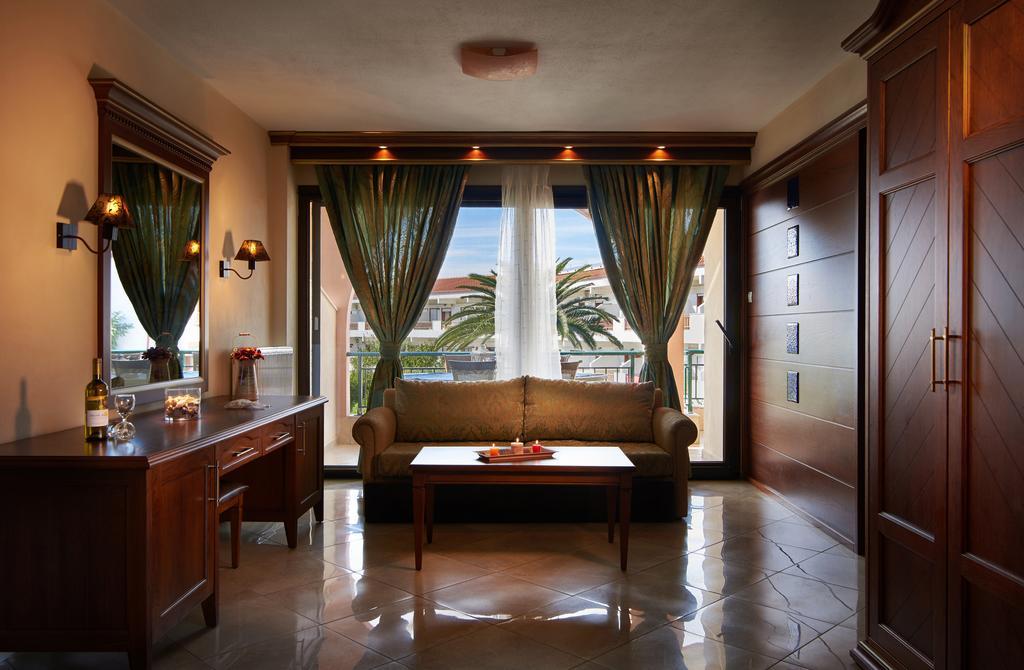 Toroni Blue Sea Hotel מראה חיצוני תמונה