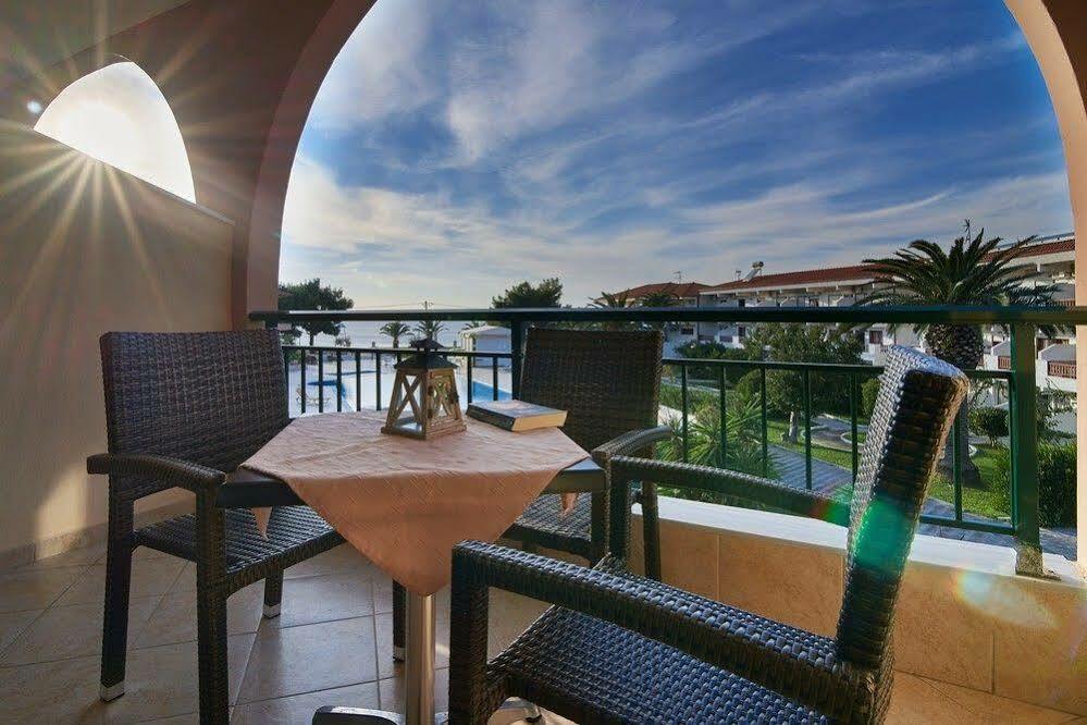 Toroni Blue Sea Hotel מראה חיצוני תמונה