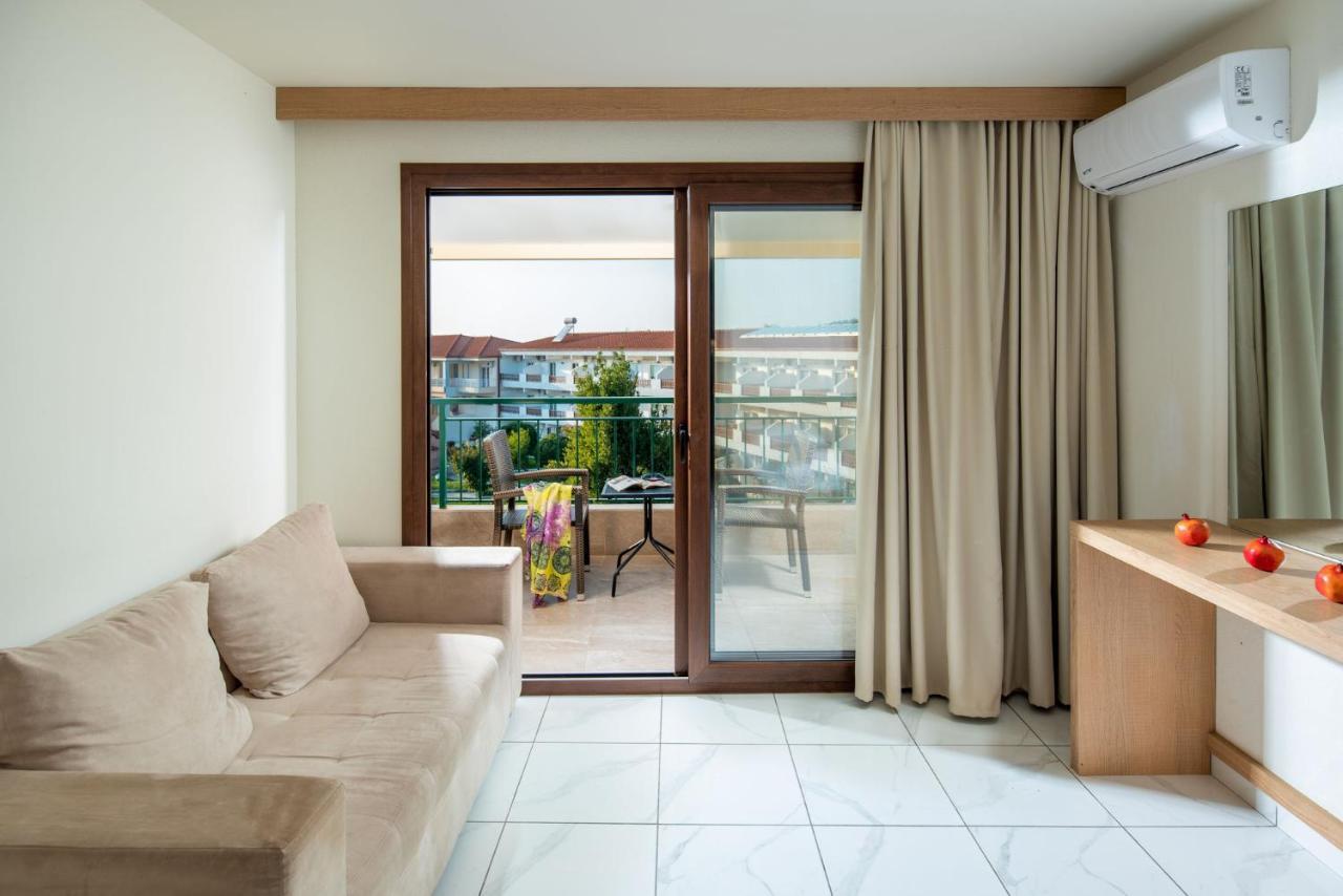 Toroni Blue Sea Hotel מראה חיצוני תמונה